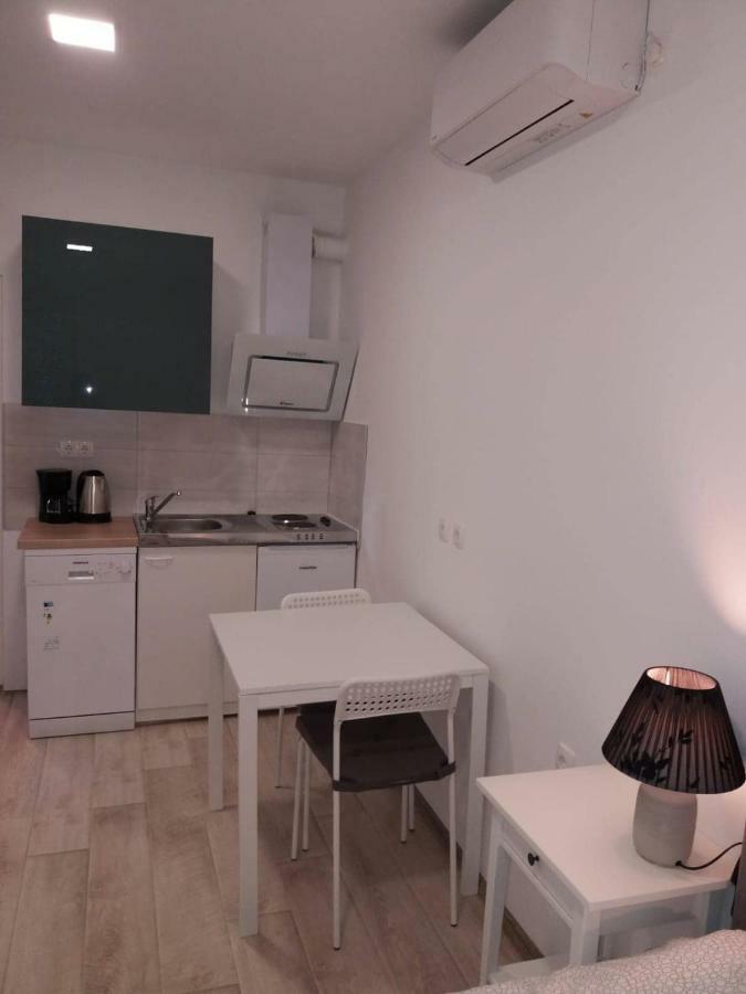Apartment Promenada Цриквениця Екстер'єр фото