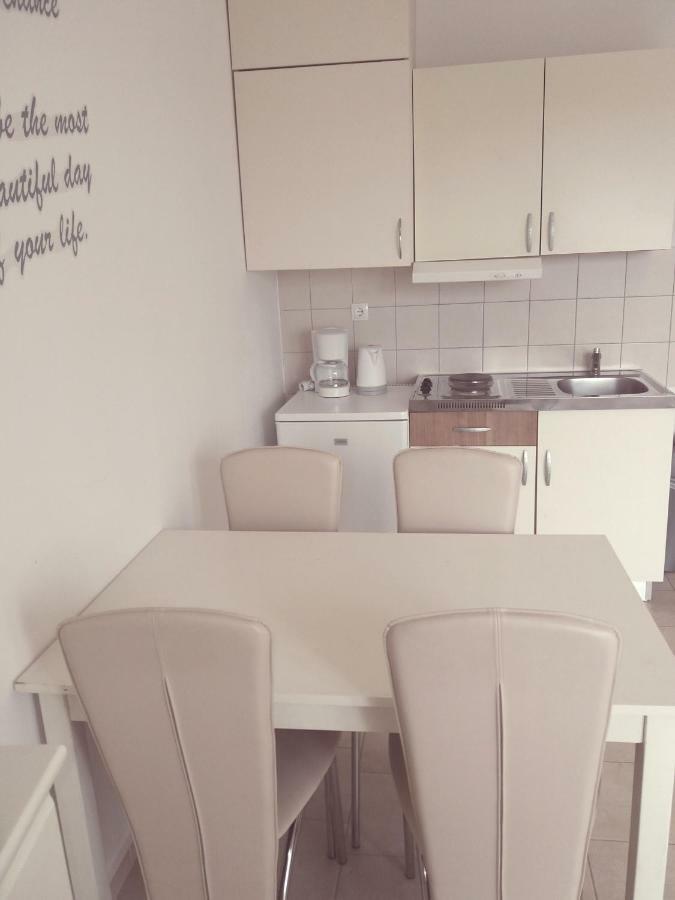 Apartment Promenada Цриквениця Екстер'єр фото